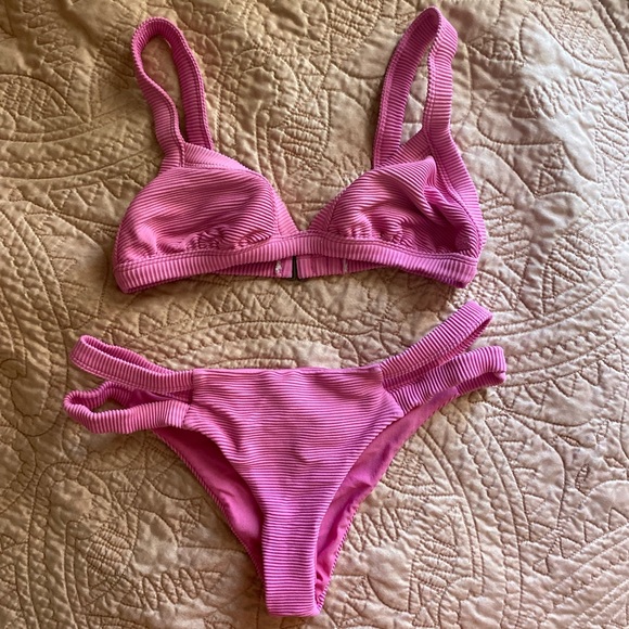 Billabong Bikini Set - Picture 3 of 5